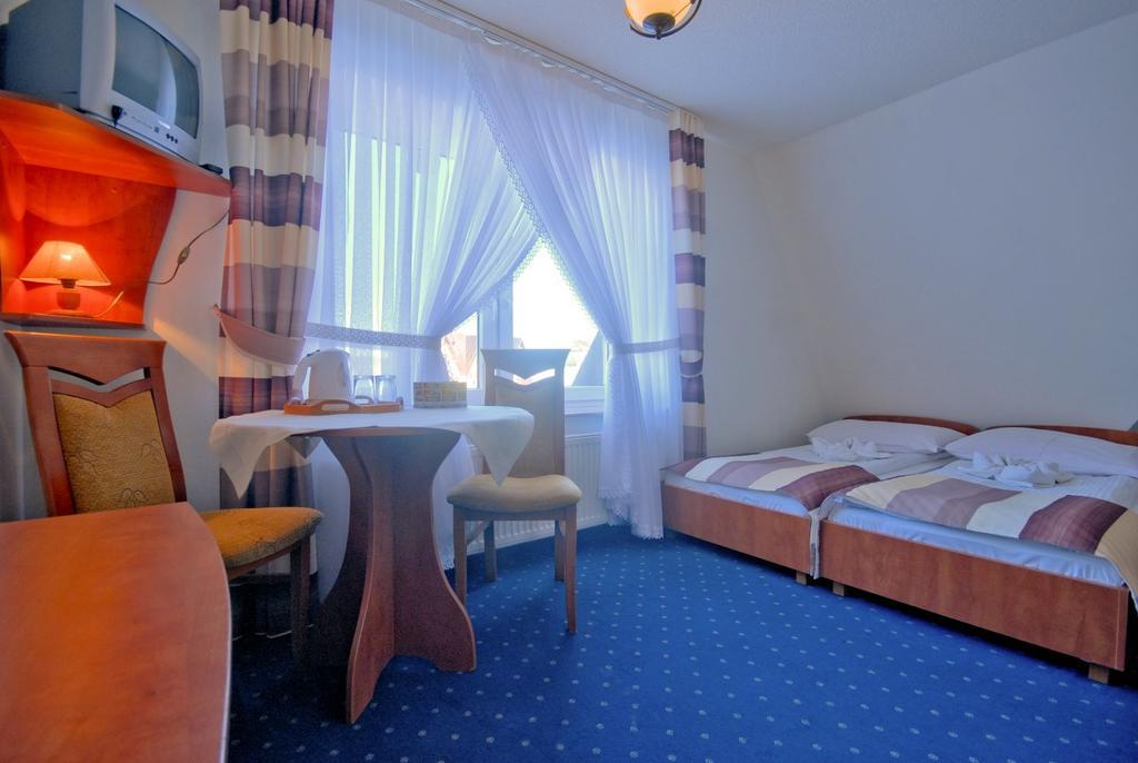 Dom Wczasowy Angelika Basen Jacuzzi Sauna W Cenie Pobytu ムジャシフレ エクステリア 写真